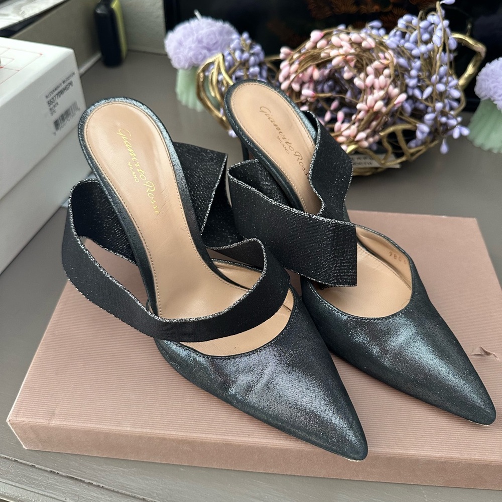 Gianvito Rossi Ankle Wrap Heels (38)